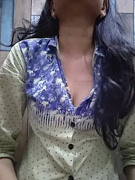Snapshot of cute_IndianBabe chatting on 07/05/26, 07:21 cute IndianBabe online show from 07/05/26, 07:21