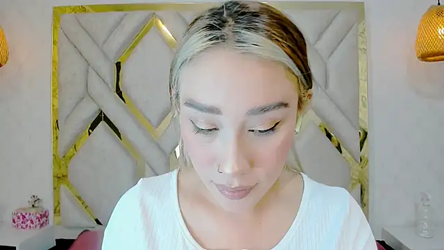 Snapshot of Lannajansen chatting on 02/10/25, 04:47 Lannajansen online show from 02/10/25, 04:47