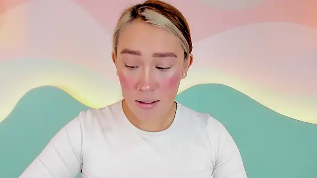 Snapshot of Lannajansen chatting on 11/13/25, 02:27 Lannajansen online show from 11/13/25, 02:27