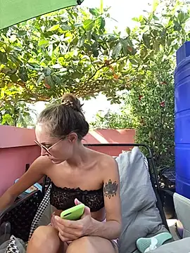 White Lu online show from 02/24/26, 02:20