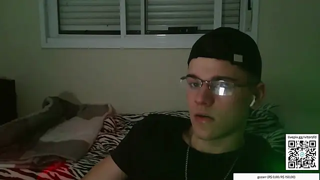 vitorsafado19 online show from 11/01/25, 04:03