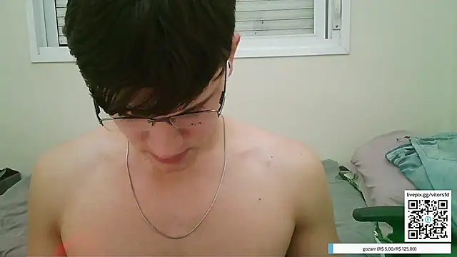 Snapshot of vitorsafado19 chatting on 02/01/26, 05:17 vitorsafado19 online show from 02/01/26, 05:17