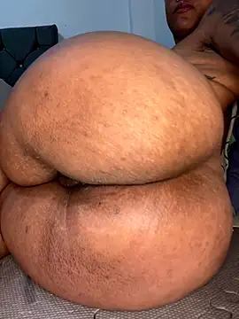 Snapshot of Charlotte_bronxxx chatting on 11/30/25, 10:03 Charlotte bronxxx online show from 11/30/25, 10:03