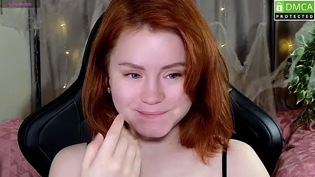 Snapshot of lu_muon chatting on 10/26/25, 02:06 lu muon online show from 10/26/25, 02:06