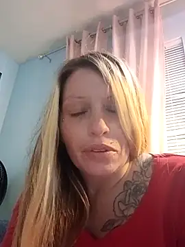 barbieinbondage7 online show from 04/27/26, 08:23