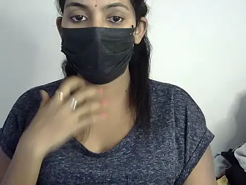 Snapshot of Reddy_Trisha chatting on 01/23/25, 10:32 Reddy Trisha online show from 01/23/25, 10:32