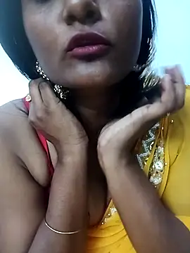 Snapshot of Vedha_Vedhika chatting on 02/16/25, 08:21 Vedha Vedhika online show from 02/16/25, 08:21