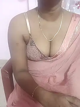 Snapshot of Vedha_Vedhika chatting on 10/18/25, 09:32 Vedha Vedhika online show from 10/18/25, 09:32