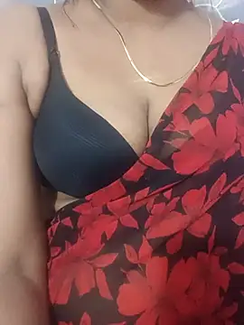 Snapshot of Vedha_Vedhika chatting on 10/27/25, 05:50 Vedha Vedhika online show from 10/27/25, 05:50