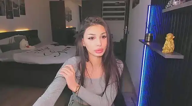 HelenShawn online show from 01/31/25, 03:41