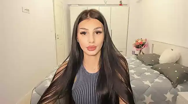 HelenShawn online show from 02/25/25, 12:25