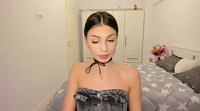 HelenShawn online show from 02/25/25, 09:46