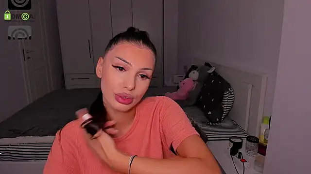 HelenShawn online show from 10/06/25, 07:55