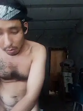 Mikemxss online show from 11/17/25, 09:20