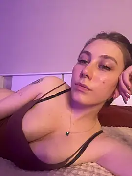 Molli Luv online show from 10/25/25, 03:51