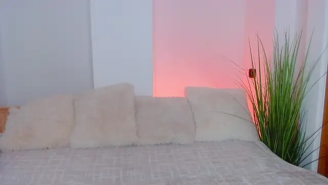 mars elina  online show from 01/29/25, 11:41