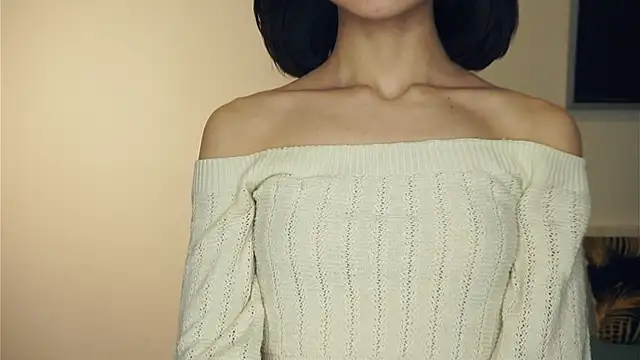 VeronaCritchlow online show from 02/05/25, 10:51