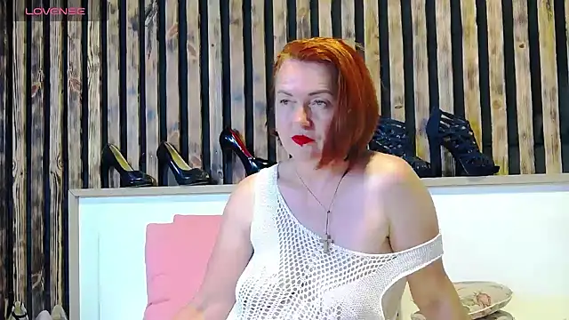 Snapshot of Alis_Lovi chatting on 06/29/26, 09:48 Alis Lovi online show from 06/29/26, 09:48