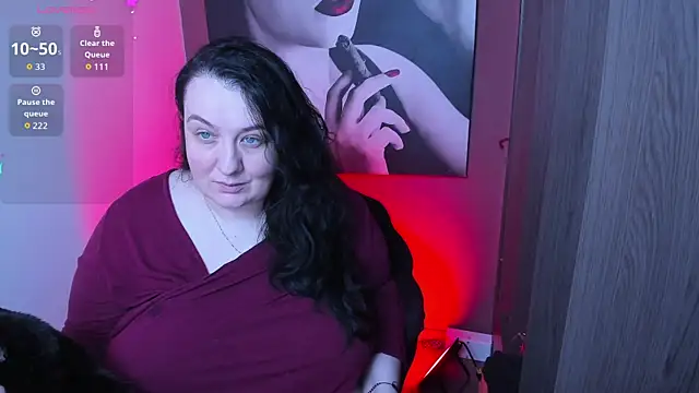 Snapshot of QueenOfHaze chatting on 01/07/26, 08:28 QueenOfHaze online show from 01/07/26, 08:28