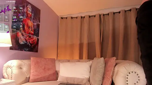 Hannah Jonhson online show from 03/22/25, 04:24