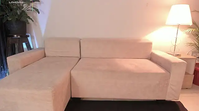 Hannah Jonhson online show from 03/12/26, 05:13