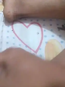 Snapshot of mhmia chatting on 11/24/25, 12:38 mhmia online show from 11/24/25, 12:38