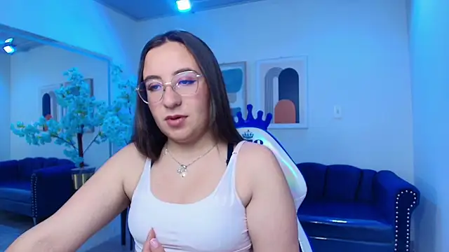 Lilyy evans online show from 02/10/25, 11:36