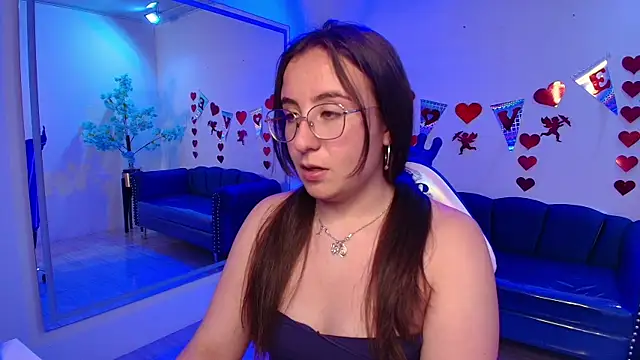 Lilyy evans online show from 02/16/25, 05:37