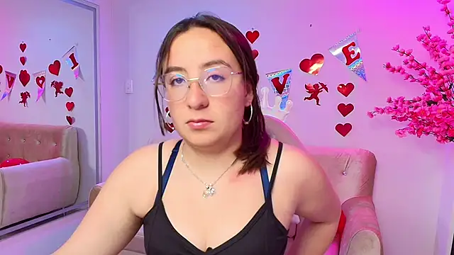 Lilyy evans online show from 02/17/25, 11:44
