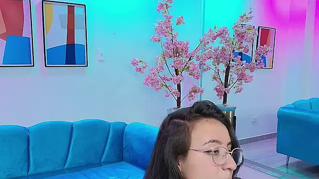 Lilyy evans online show from 03/08/25, 10:00