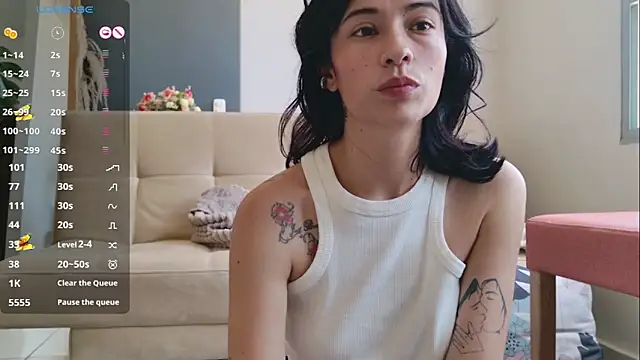 Snapshot of GerberaBlooms77 chatting on 02/20/25, 04:25 GerberaBlooms77 online show from 02/20/25, 04:25