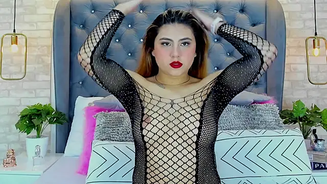 MeganCrow online show from 03/13/25, 03:17