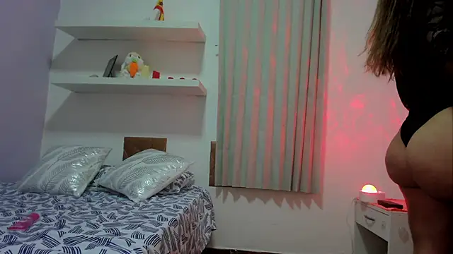 Snapshot of Ass_Landa chatting on 02/25/25, 07:03 Ass Landa online show from 02/25/25, 07:03