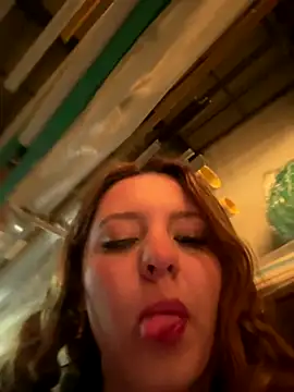 Snapshot of masmelorosa chatting on 09/08/25, 03:33 masmelorosa online show from 09/08/25, 03:33