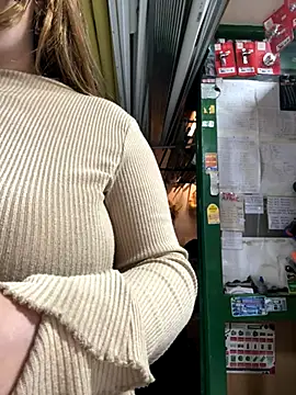 Snapshot of masmelorosa chatting on 10/25/25, 06:35 masmelorosa online show from 10/25/25, 06:35