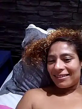 Zoedaniels online show from 03/23/25, 08:04