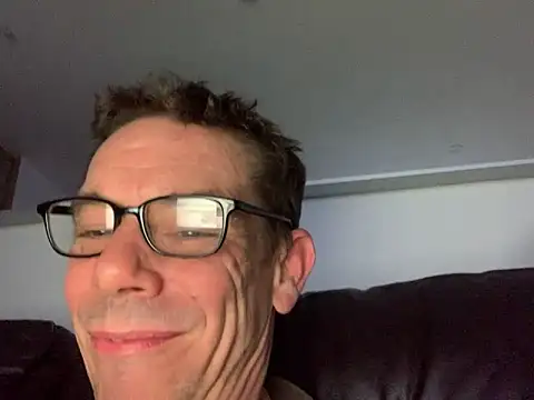 Kenhornu online show from 03/05/26, 11:12