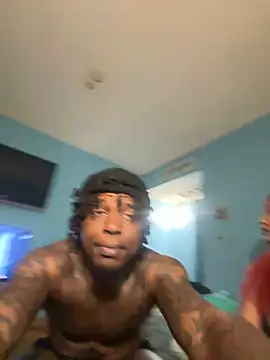 Snapshot of squirmxx10 chatting on 03/11/25, 01:59 squirmxx10 online show from 03/11/25, 01:59