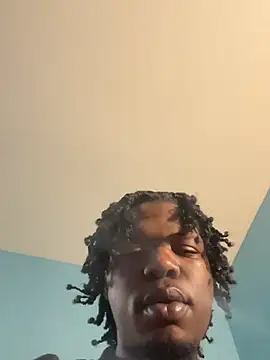 Snapshot of squirmxx10 chatting on 03/14/25, 08:53 squirmxx10 online show from 03/14/25, 08:53