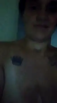 Snapshot of parejarica420 chatting on 02/15/25, 04:03 parejarica420 online show from 02/15/25, 04:03