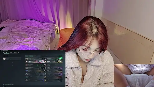 Song 99 online show from 10/27/25, 01:37