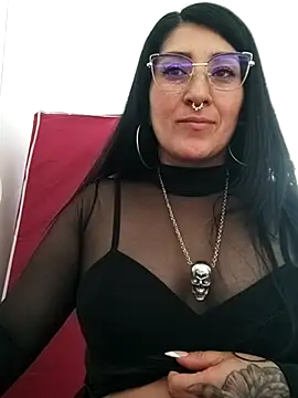 Snapshot of milfjade01 chatting on 02/15/25, 03:28 milfjade01 online show from 02/15/25, 03:28
