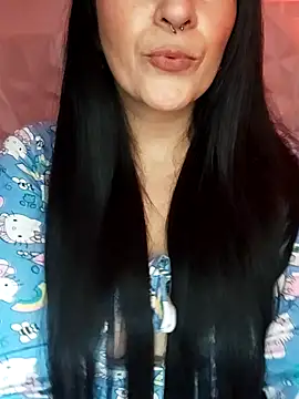 Snapshot of milfjade01 chatting on 10/22/25, 07:19 milfjade01 online show from 10/22/25, 07:19