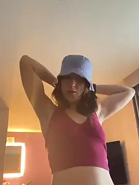 Snapshot of PhattPinxkTaco chatting on 02/04/25, 10:13 PhattPinxkTaco online show from 02/04/25, 10:13