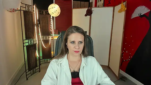 Snapshot of EmiliaBedy chatting on 02/21/25, 12:17 EmiliaBedy online show from 02/21/25, 12:17