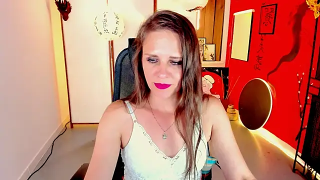 EmiliaBedy online show from 06/03/26, 02:33