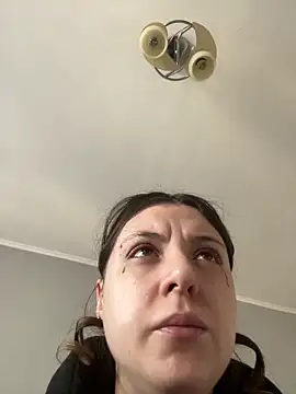 Snapshot of bunnythetailor chatting on 02/25/25, 08:14 bunnythetailor online show from 02/25/25, 08:14