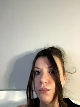 Snapshot of bunnythetailor chatting on 11/08/25, 08:47 bunnythetailor online show from 11/08/25, 08:47