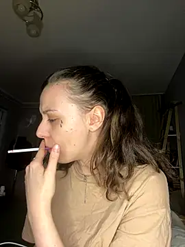 Snapshot of bunnythetailor chatting on 12/13/25, 09:42 bunnythetailor online show from 12/13/25, 09:42