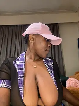 Boneca25 online show from 03/01/25, 06:54